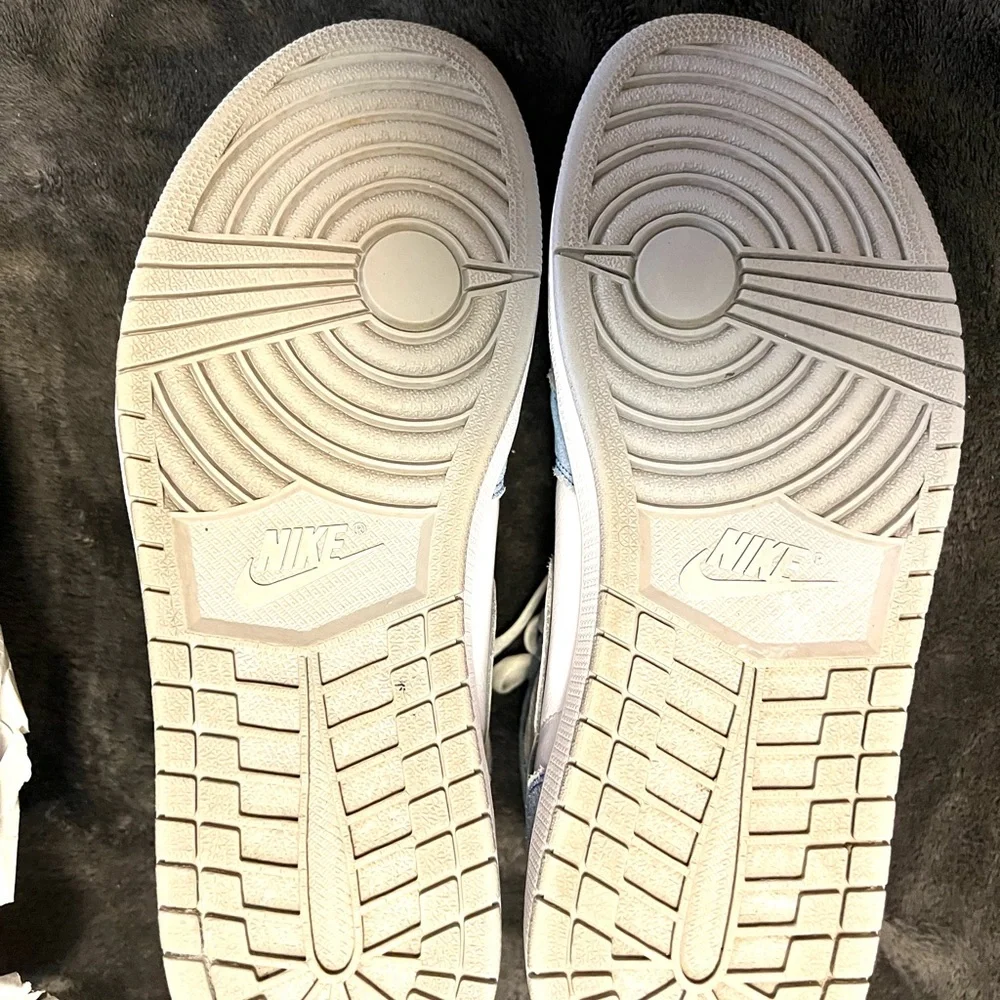 Jordan 1 Retro High OG Hyper Royal Men Shoes Mens Size 12 - Picture 7 of 9